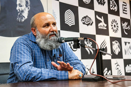 تجلیل از مسعود نجابتی در پنجمین برنامه پاسداشت هنرمندان انقلاب اسلامی