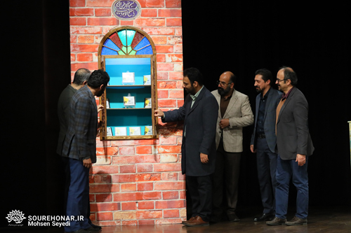 عرفان‌پور: گروه‌های سرود به آلبوم «ما غروب نمی‌کنیم» به عنوان یک الگو نگاه کنند