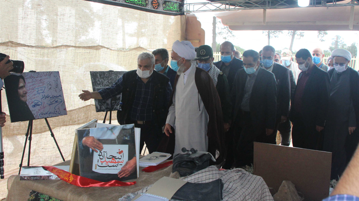 نمایشگاه عکس و تولیدات مکتوب حوزه هنری در پارک موزه دفاع مقدس مرکز مازندران